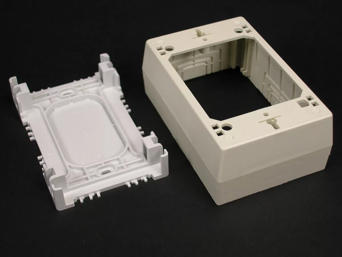 LCAN PSB1WH NM POWER BOX WHITE