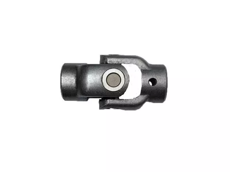 U-Joint Assembly with Yokes Fits Kubota B2910HSD