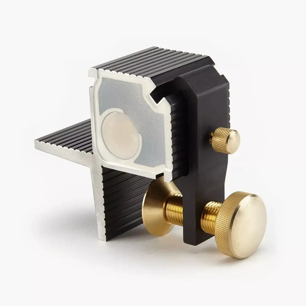 Veritas Right-Angle Saw Guide