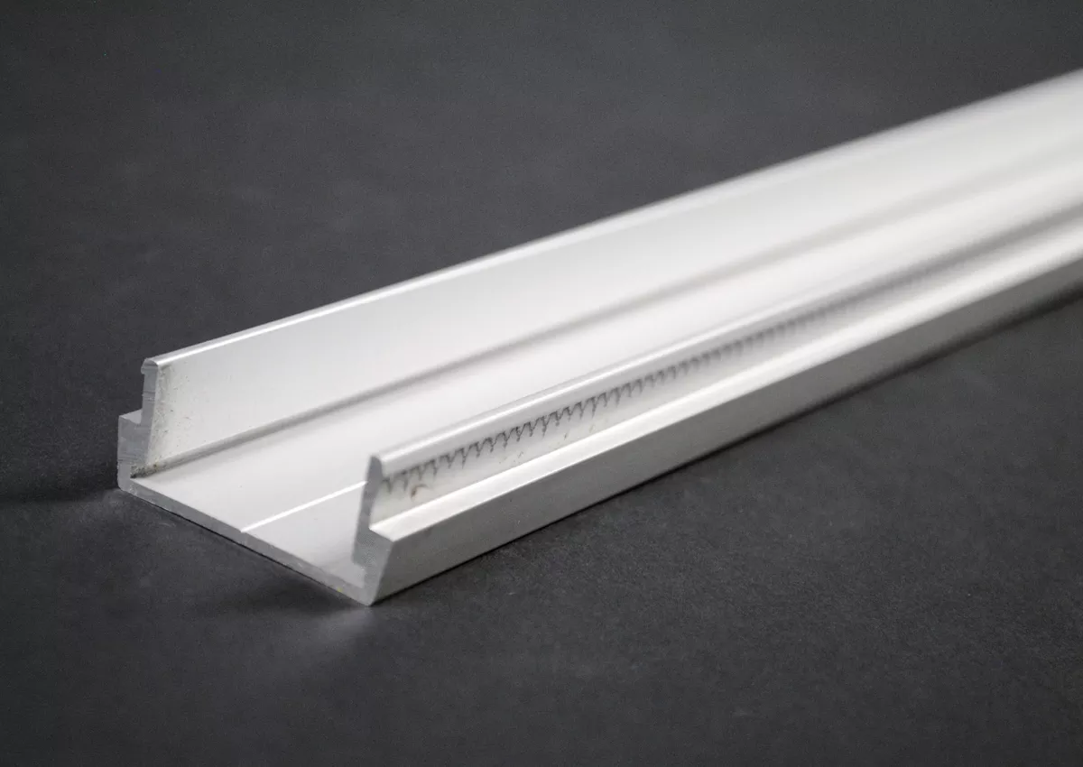 Wiremold AL2000B-5 1-7/16" Satin Anodized Aluminum 1-Channel Raceway Base