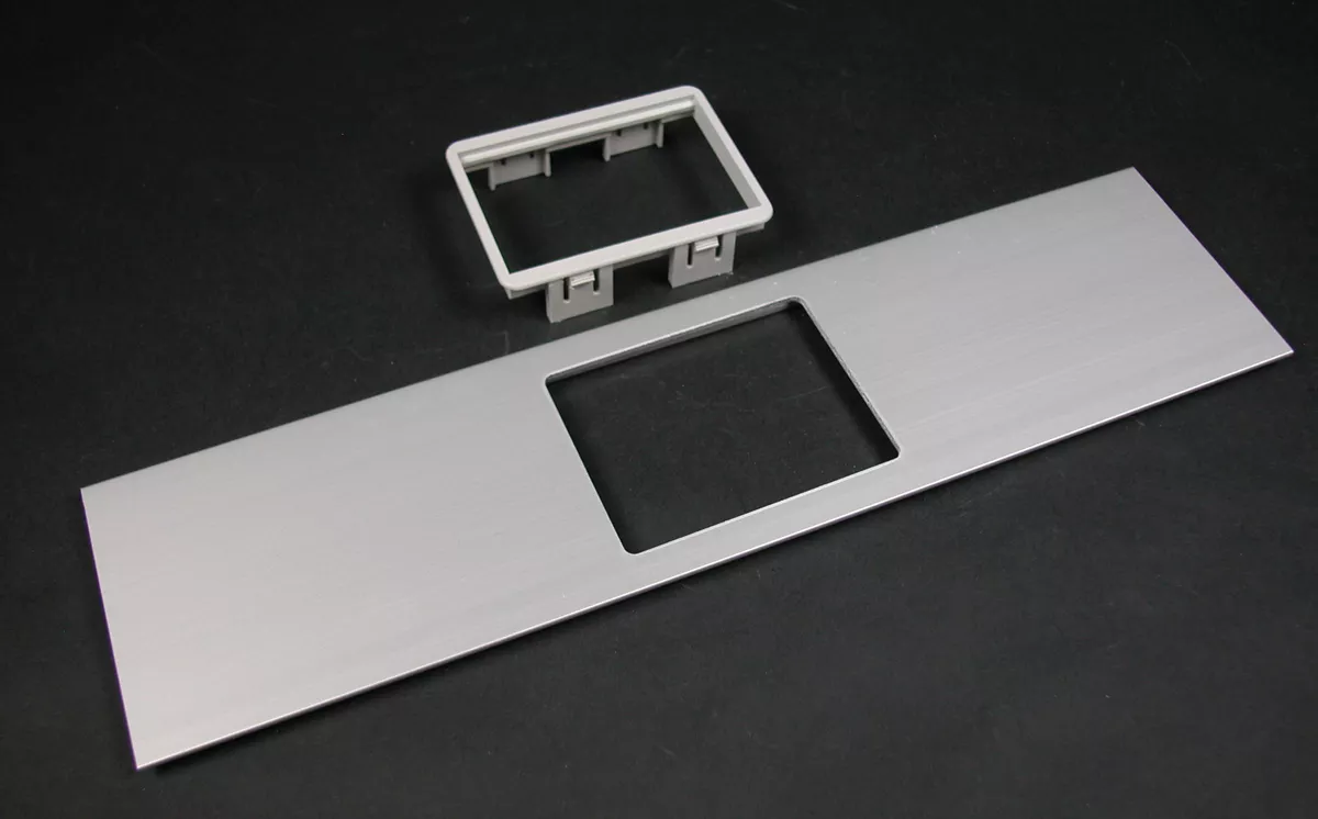 Wiremold ALA-MAB ALA3800-Series 6A Mini Adapter Cover Plate